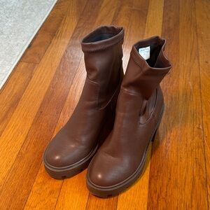 Dream Pairs Chocolate Heeled Boots